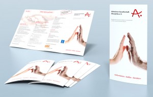 Faltblatt für Alzheimer Gesellschaft - geschlossen und offene Ansichten